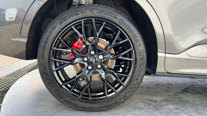 Ford Kuga 2.5 FHEV ST-Line X Black Package 5dr CVT Hybrid Estate - Image 7